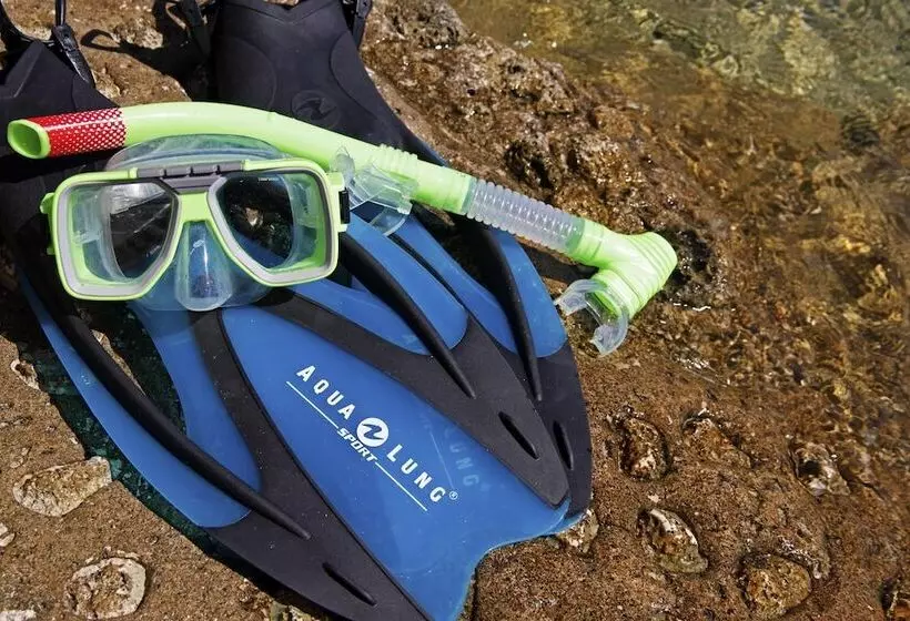 Aamiaismajoitus (B&B) Granada Beach Resort  Adults Only