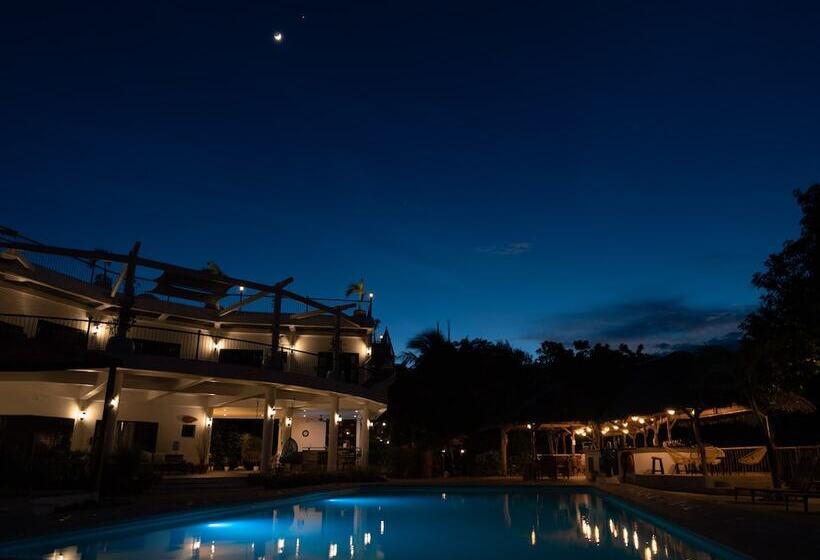 민박 Granada Beach Resort  Adults Only