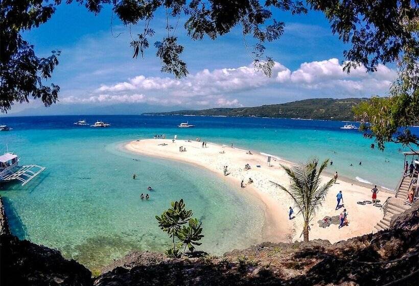 민박 Granada Beach Resort  Adults Only