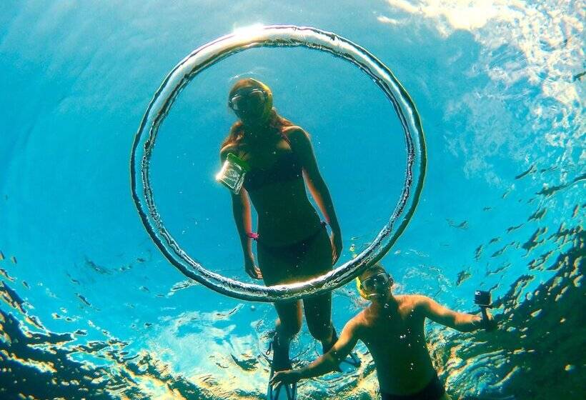 민박 Granada Beach Resort  Adults Only