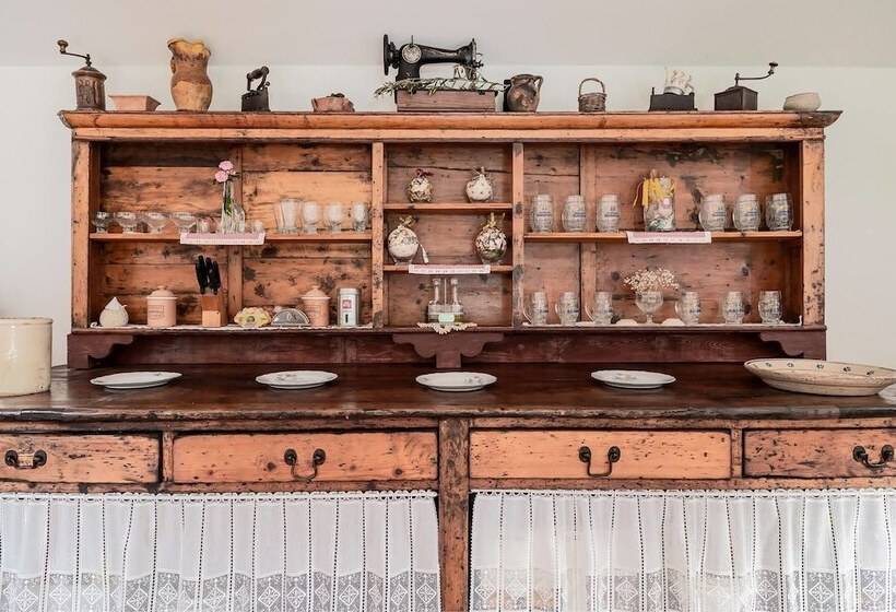 צימר Lucrezia E Cesare Borgia