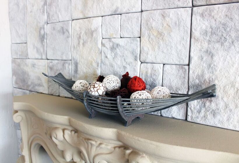 ベッドアンドブレックファースト Meringue Lodge