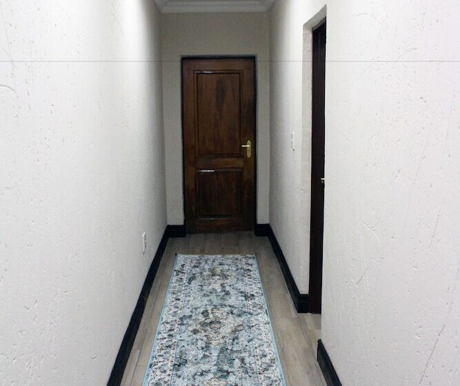 ベッドアンドブレックファースト Meringue Lodge