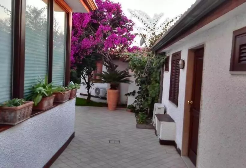 Aamiaismajoitus (B&B) Villa Rosanna