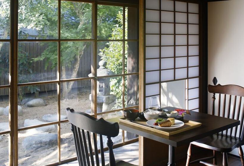 Hostal Nipponia Sasayama Castle Town