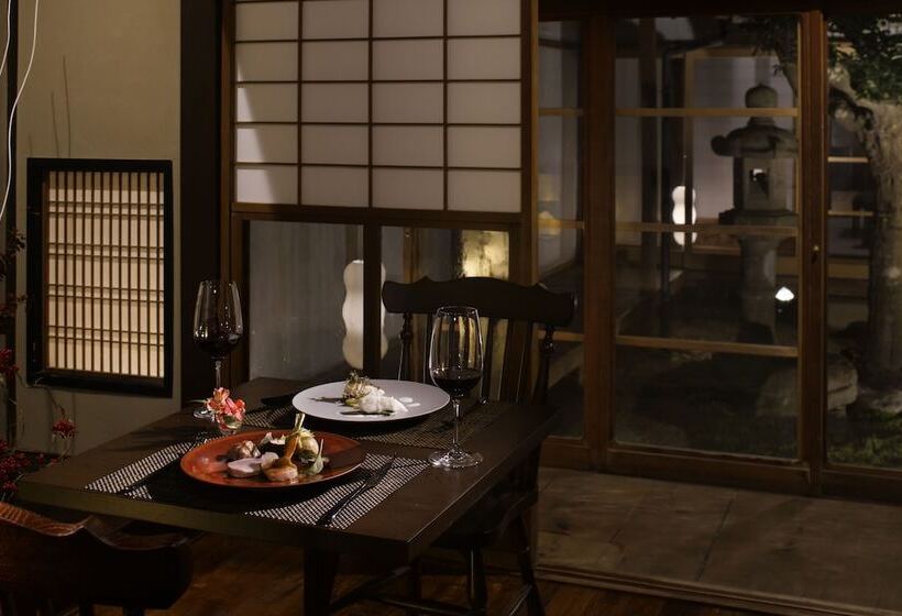 Hostal Nipponia Sasayama Castle Town