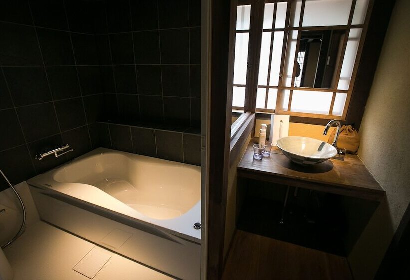 Hostal Nipponia Sasayama Castle Town