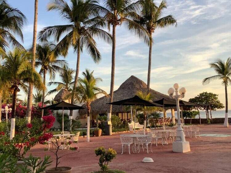 호텔 Arista Bugambilias