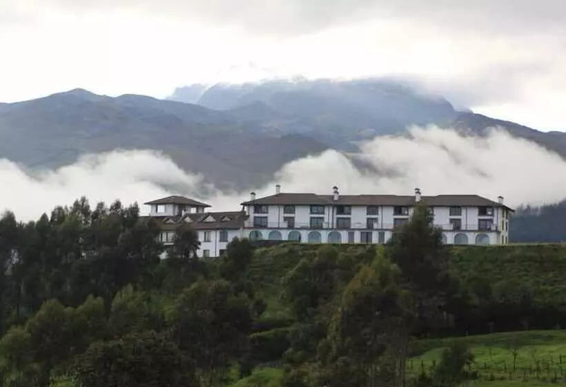 Hotelli Cotopaxipungo Finca