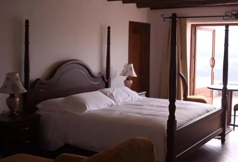 Hotelli Cotopaxipungo Finca