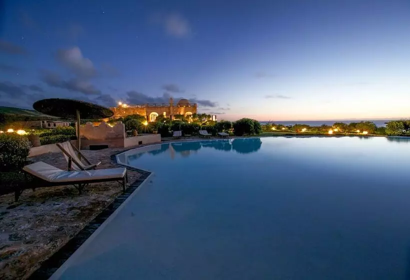 Hotelli Dar Danse The Bubble On The Beach