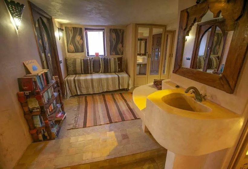 Hotelli Dar Danse The Bubble On The Beach