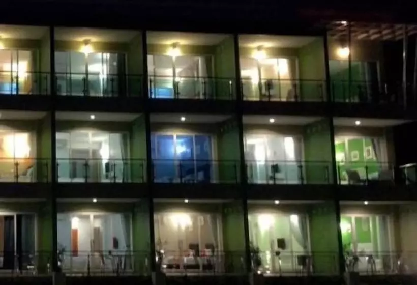 ホテル Greenseaviewresort Bangsaphan