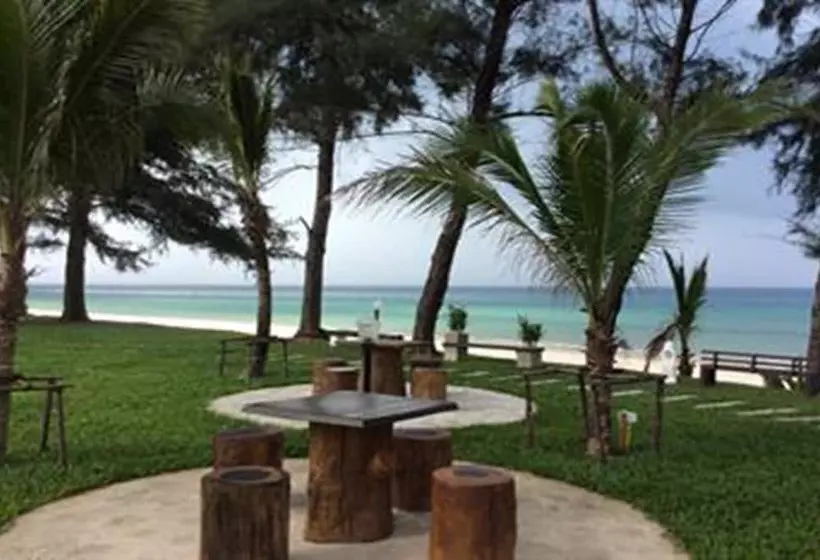 ホテル Greenseaviewresort Bangsaphan