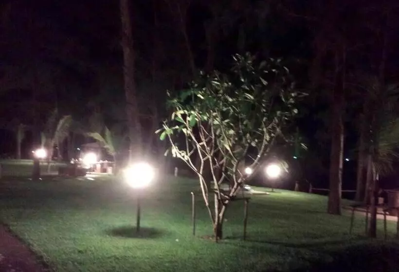 ホテル Greenseaviewresort Bangsaphan