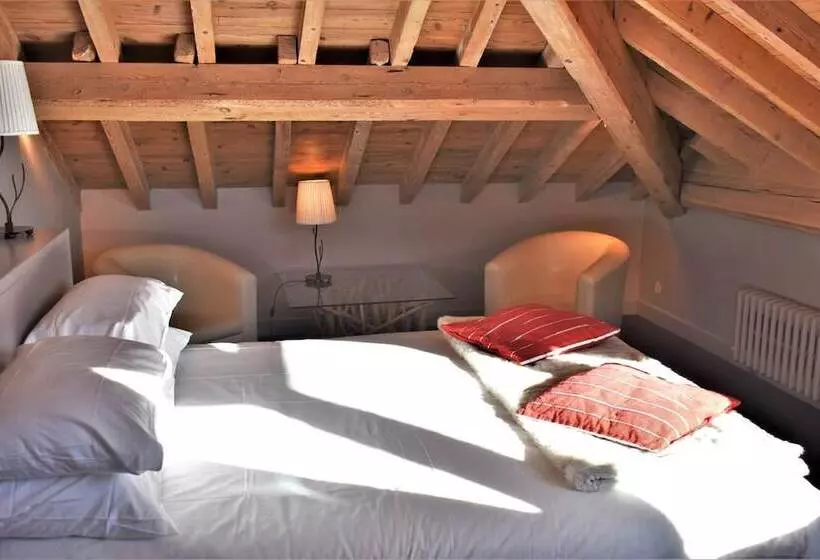 Hotelli Hôtel Corrieu