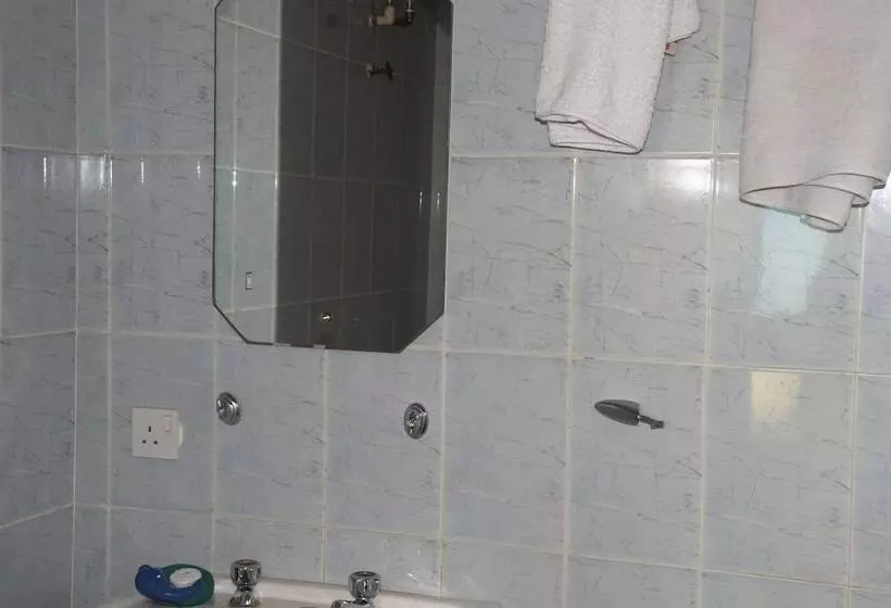 Hotelli Joy Family Lodge