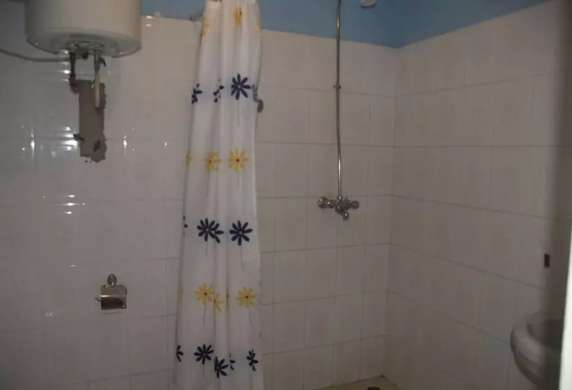 Hotelli Joy Family Lodge