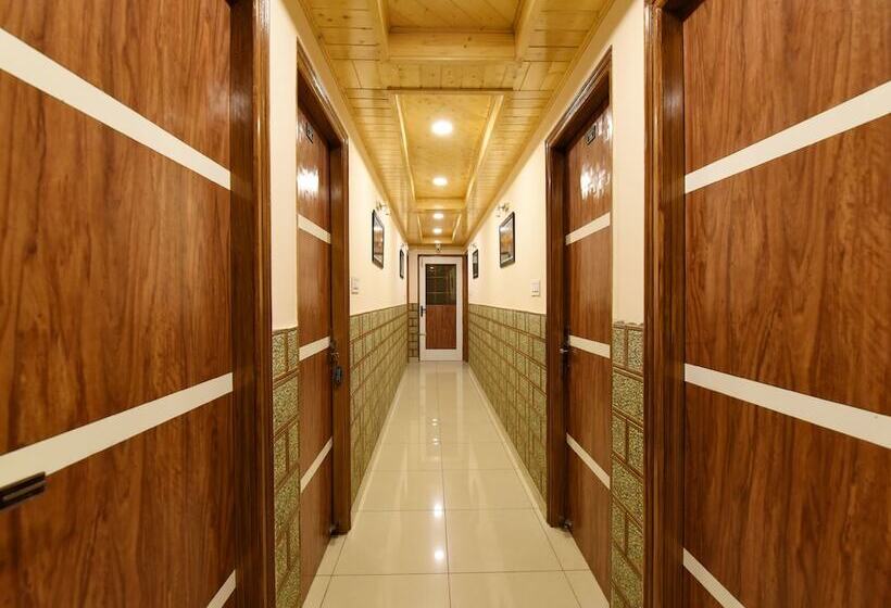 בית מלון כפרי Kasauli View Lodge By Oyo Rooms