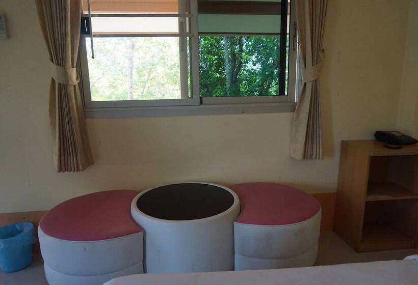 酒店 Ratchapreuk Resort