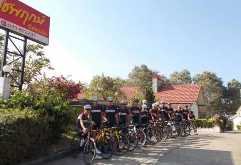 ホテル Ratchapreuk Resort