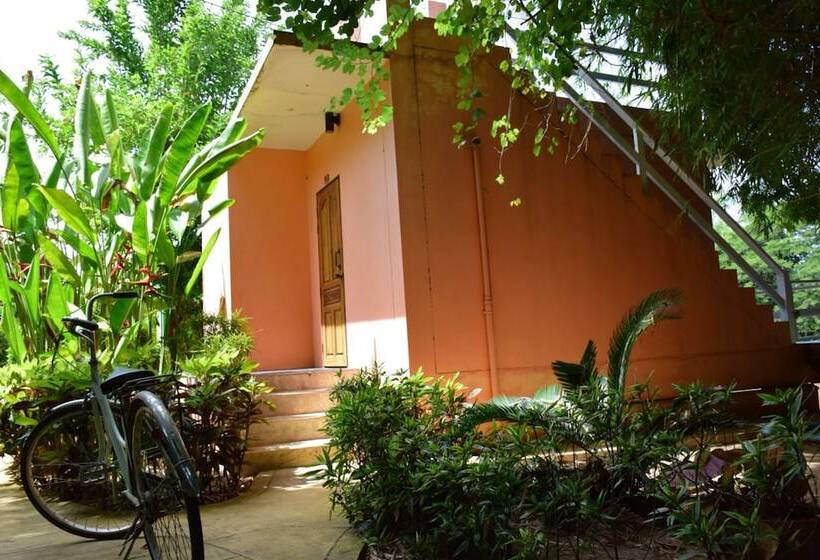 בית מלון כפרי Sinatara Resort