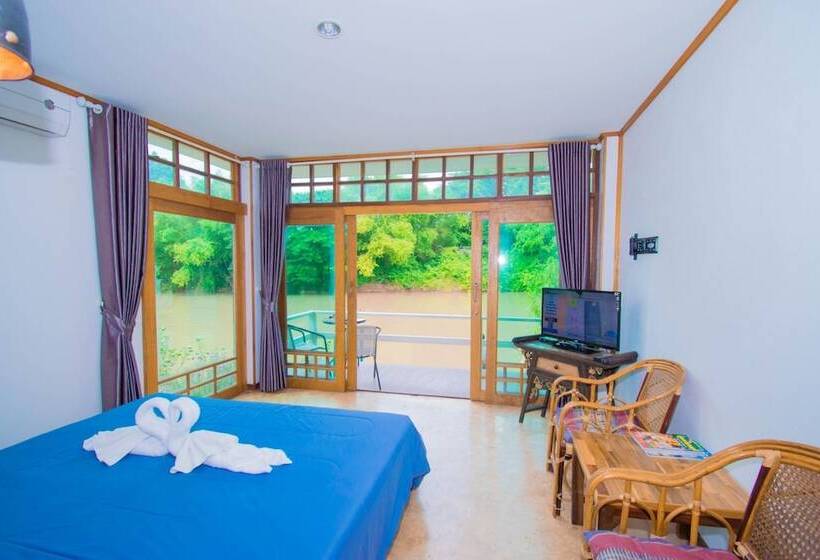 בית מלון כפרי Sinatara Resort