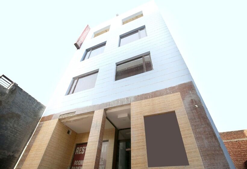 Hotel Skydeep By Oyo Rooms