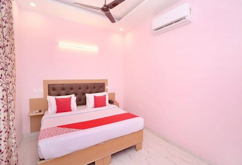 Hotel Skydeep By Oyo Rooms