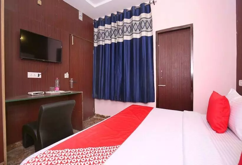 Hotelli Skydeep By Oyo Rooms