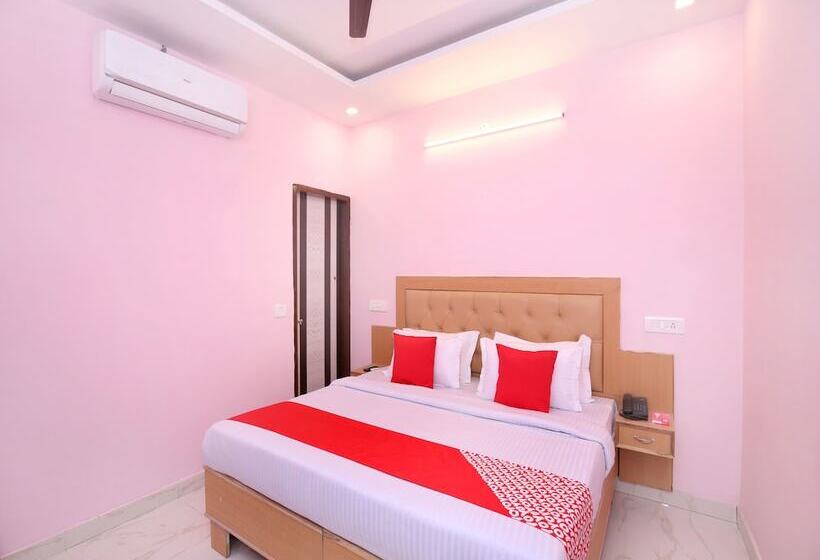 Hotel Skydeep By Oyo Rooms