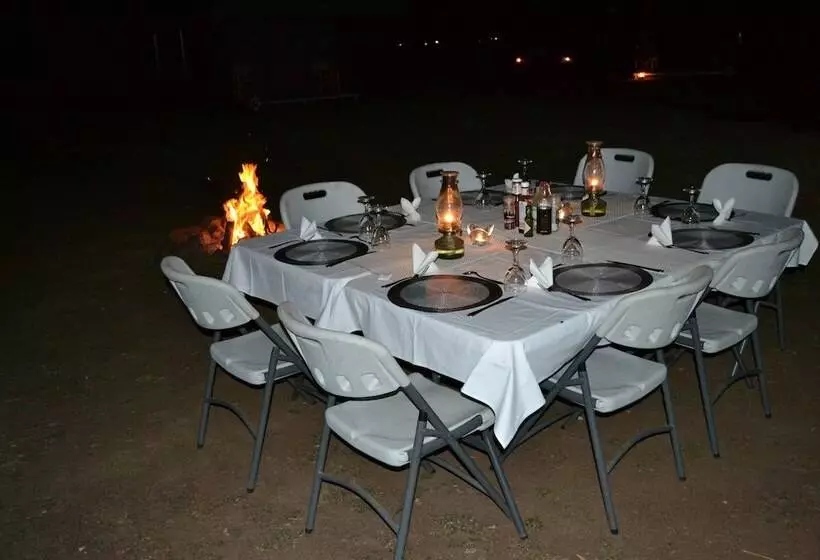 ホテル Tented Adventures Pilanesberg