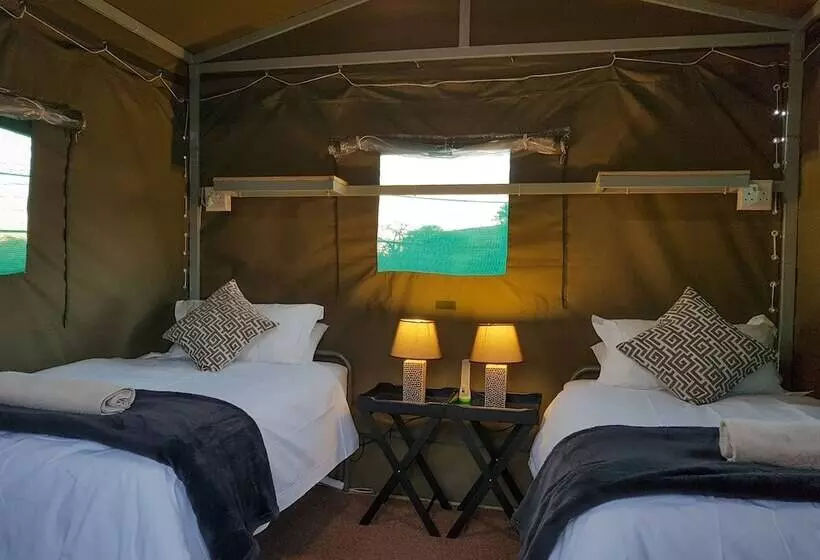 ホテル Tented Adventures Pilanesberg