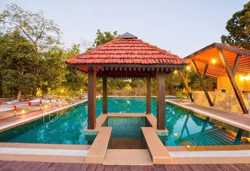 Hotelli Vannraj Resort And Spa
