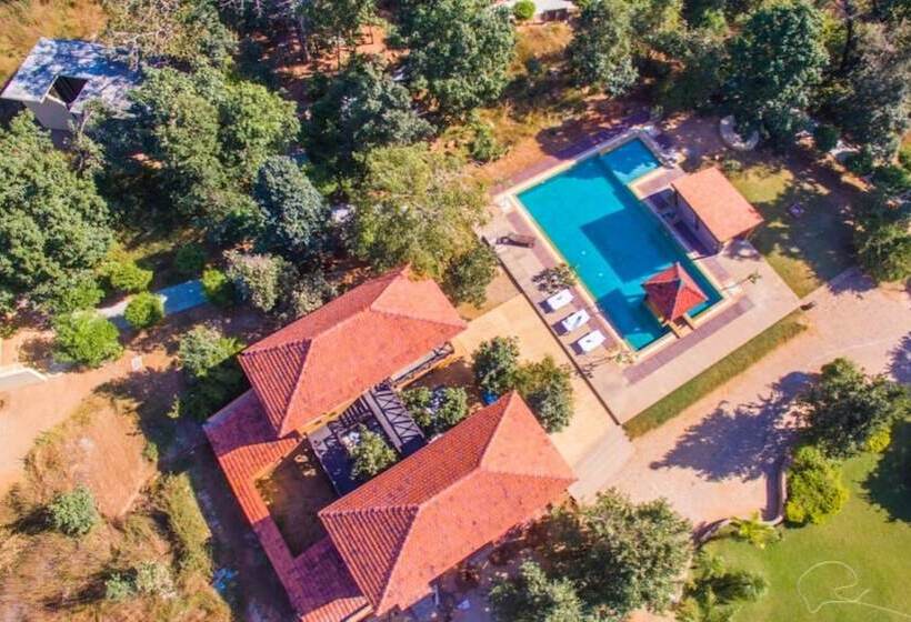 בית מלון כפרי Vannraj Resort And Spa