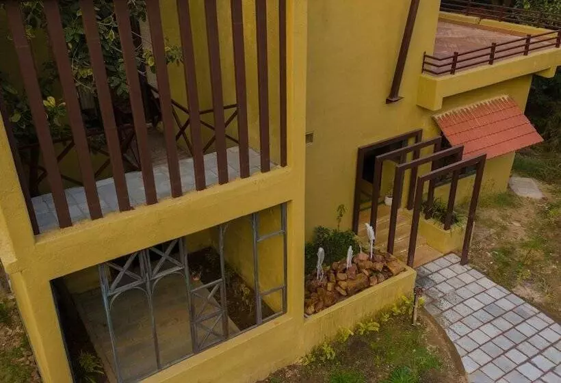 Hotelli Vannraj Resort And Spa