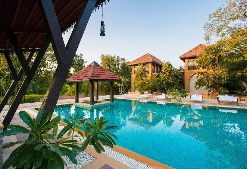 Hotelli Vannraj Resort And Spa