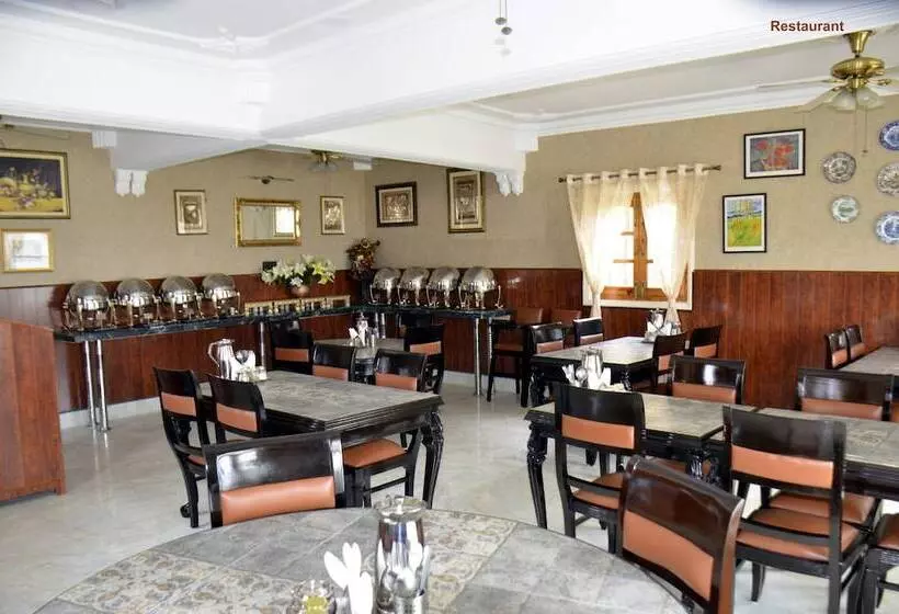 ホテル Winsum Hill