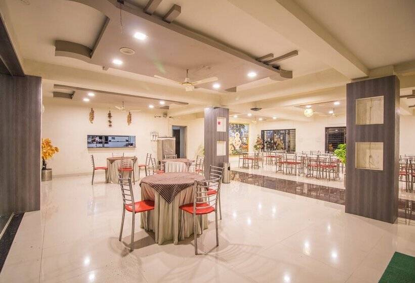 Hotel Yogiraj Palace