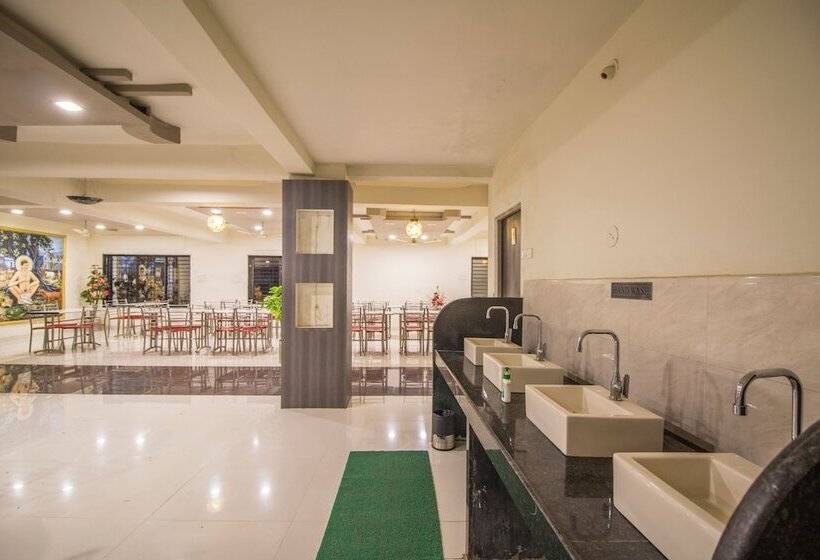 Hotel Yogiraj Palace