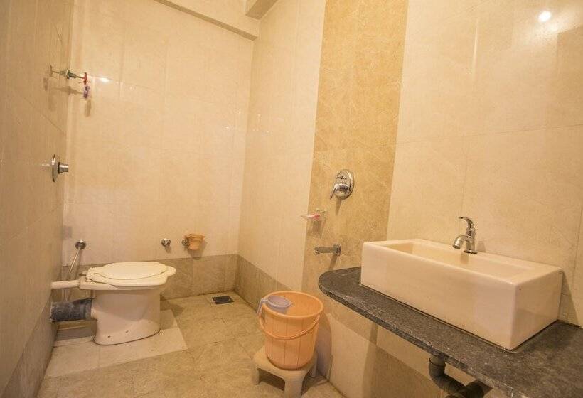 Hotel Yogiraj Palace