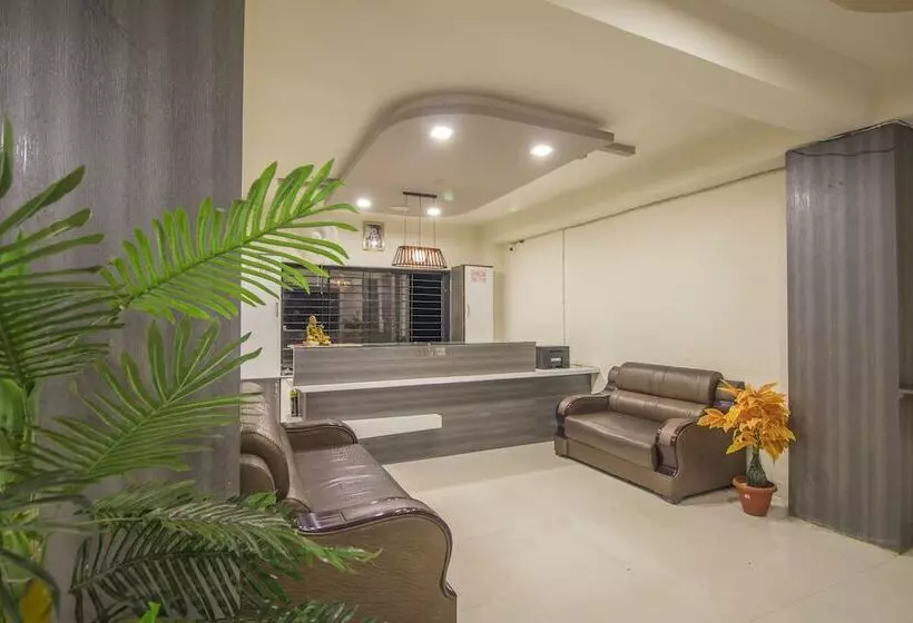 Hotelli Yogiraj Palace