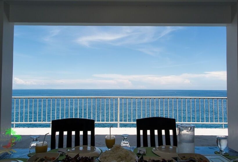 Jaynet Oceanview Resort