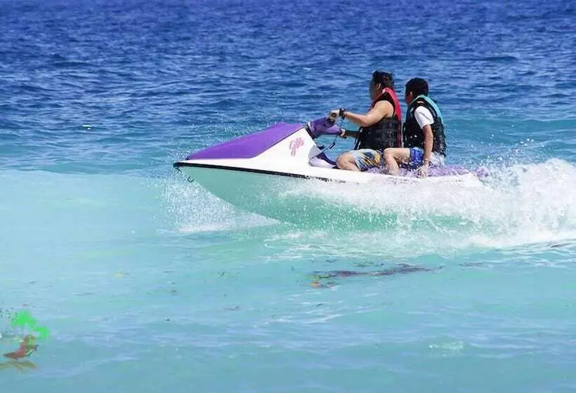 Jaynet Oceanview Resort