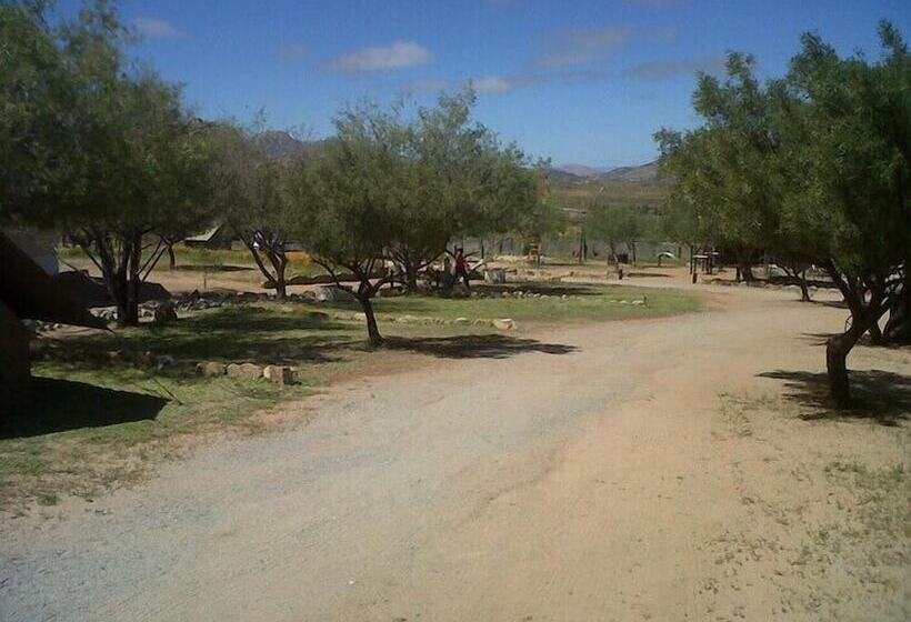 Namastat Lodge & Caravan Park