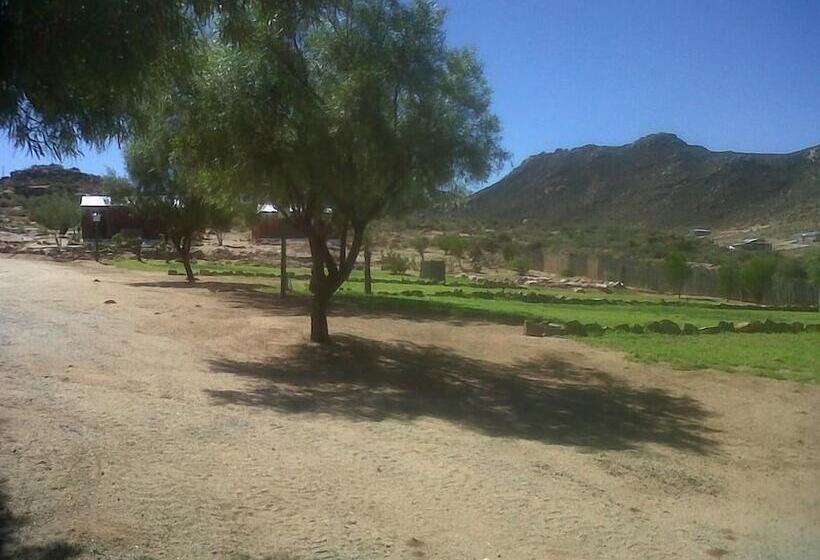 Namastat Lodge & Caravan Park