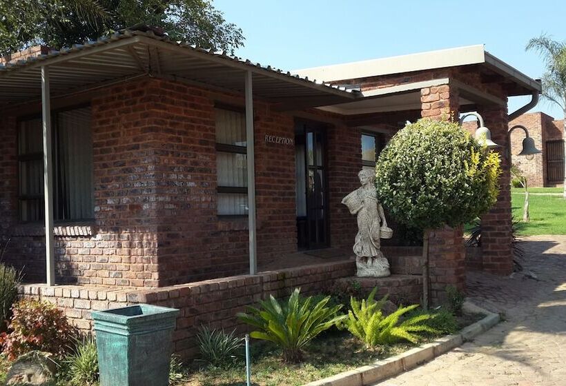 بنسيون Crystal Rose Lodge