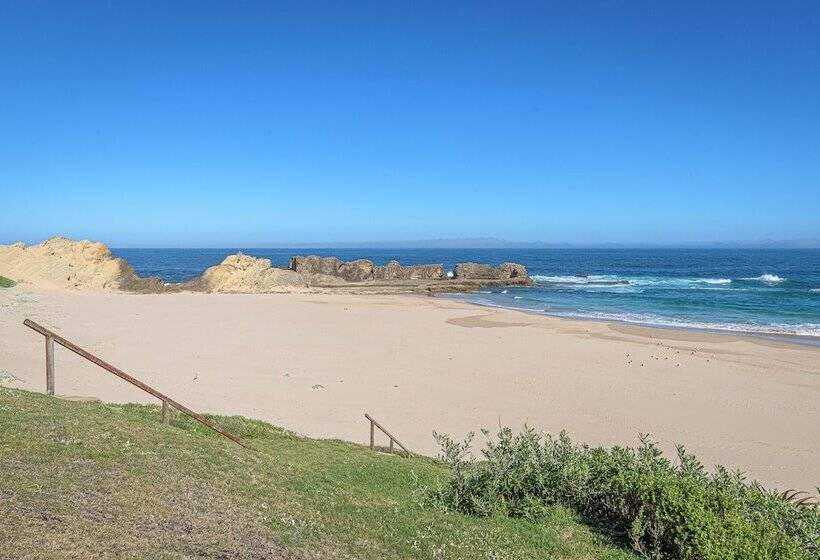 بنسيون Fynbos Golf And Country Estate