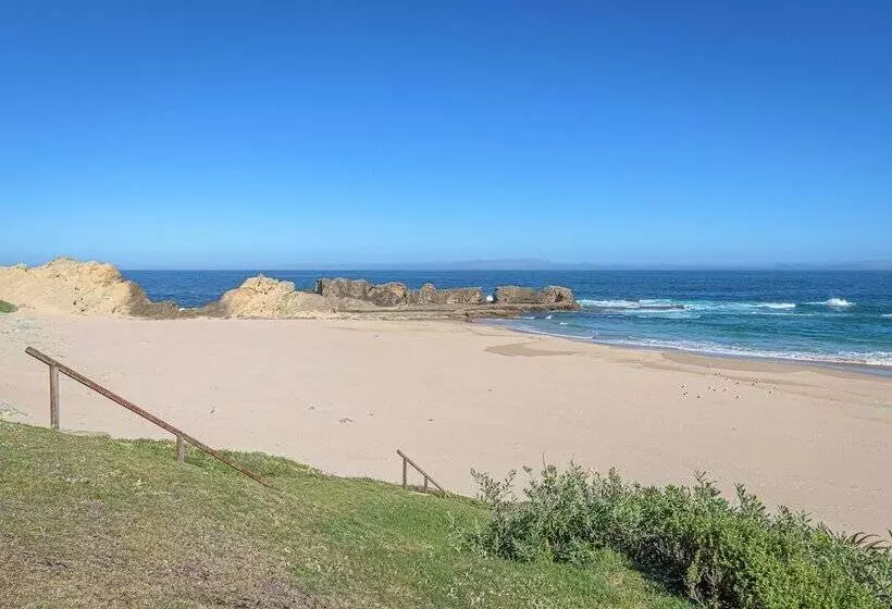 Majatalo Fynbos Golf And Country Estate