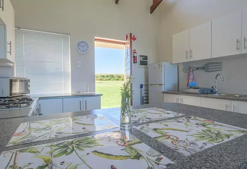 Majatalo Fynbos Golf And Country Estate